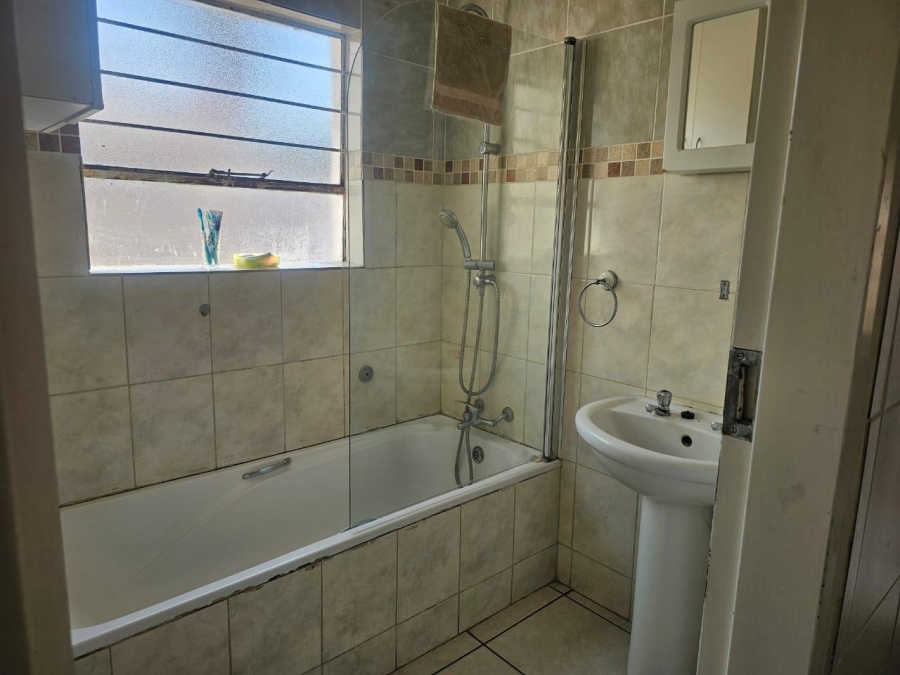 2 Bedroom Property for Sale in Brits North West